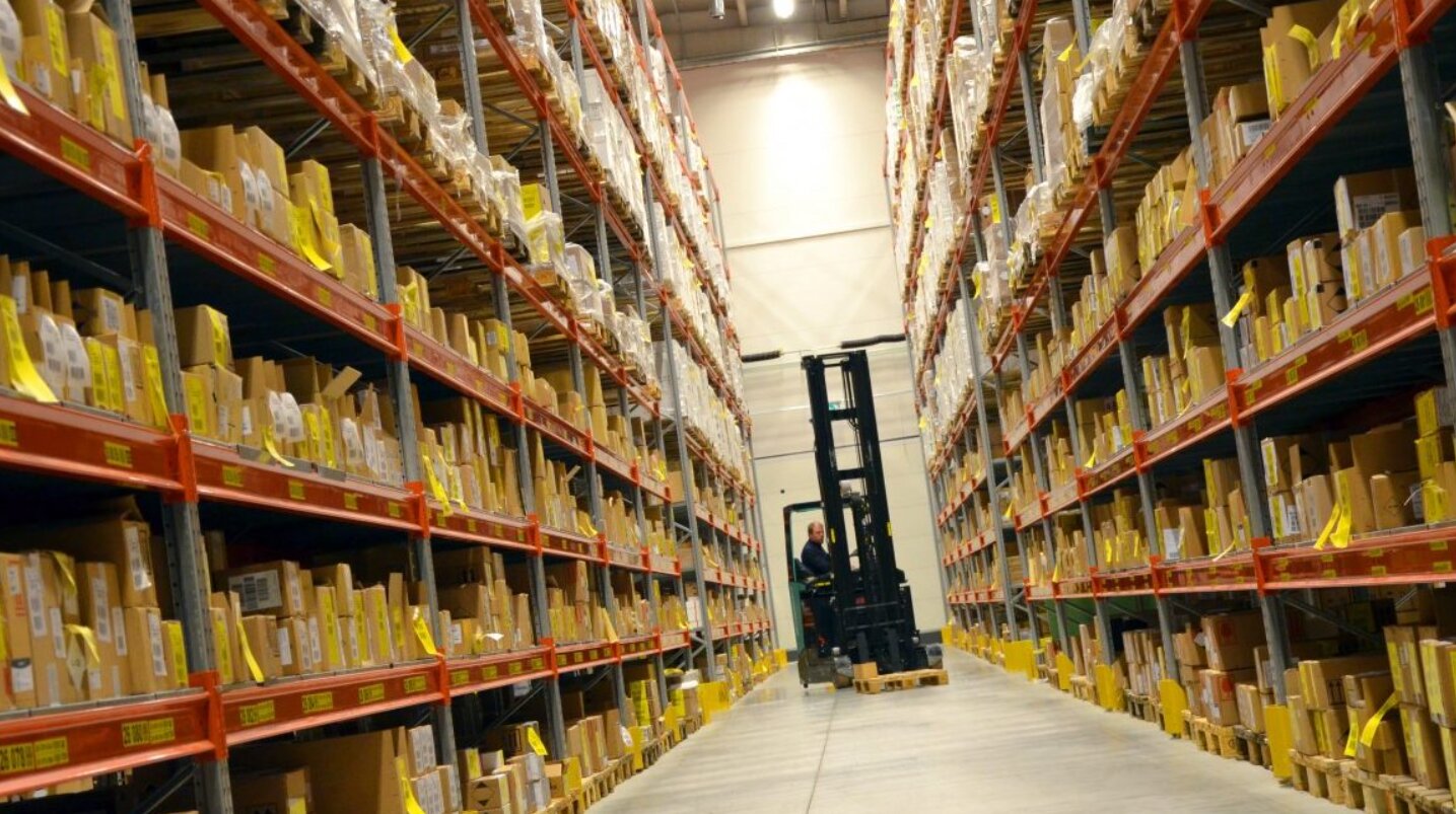 Factors Influencing ITW's Stock Value